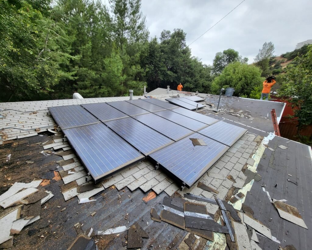 DM Roofing Inc